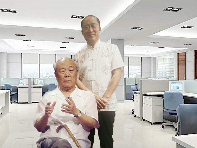 戴吉阳与书法家欧阳中石在一起