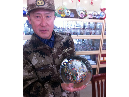 戴吉阳水晶内画作品