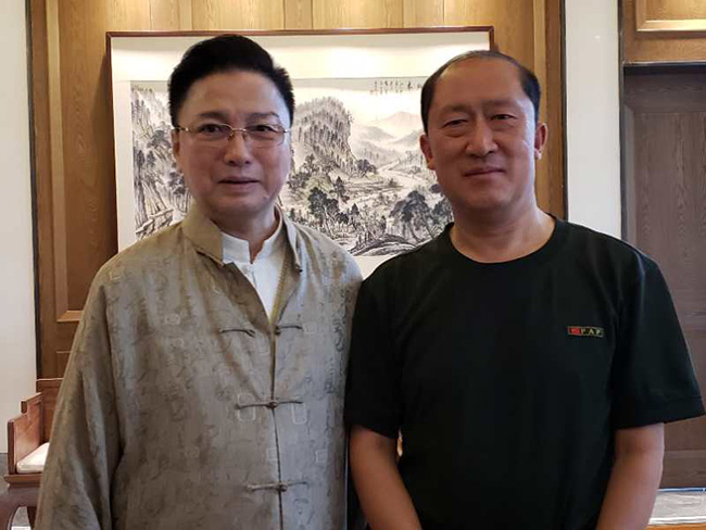 戴吉阳与京剧艺术家谭孝曾在一起