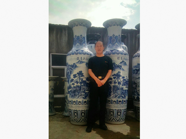 戴吉阳大型陶瓷作品