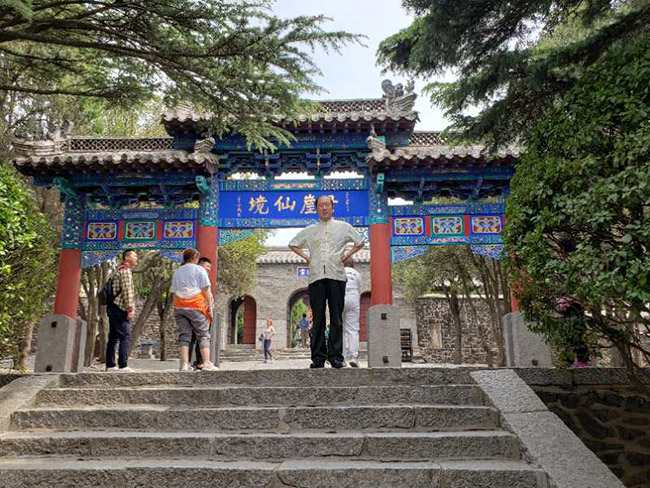 戴吉阳生活近照