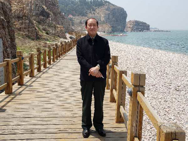 戴吉阳生活近照