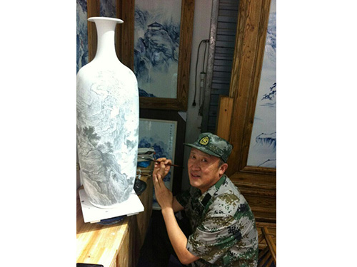 戴吉阳的青花作品