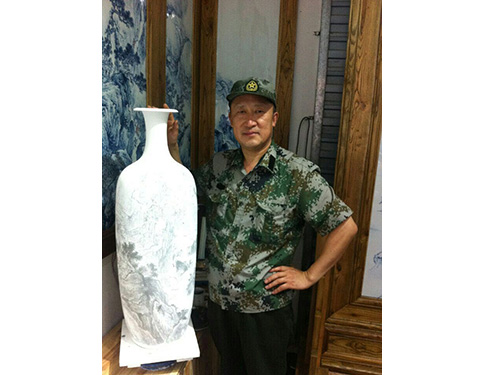 戴吉阳的青花作品
