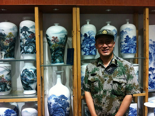 戴吉阳的青花作品