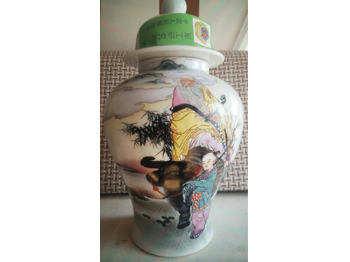 戴吉阳国礼瓷器作品