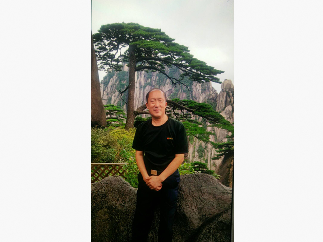 戴吉阳在黄山