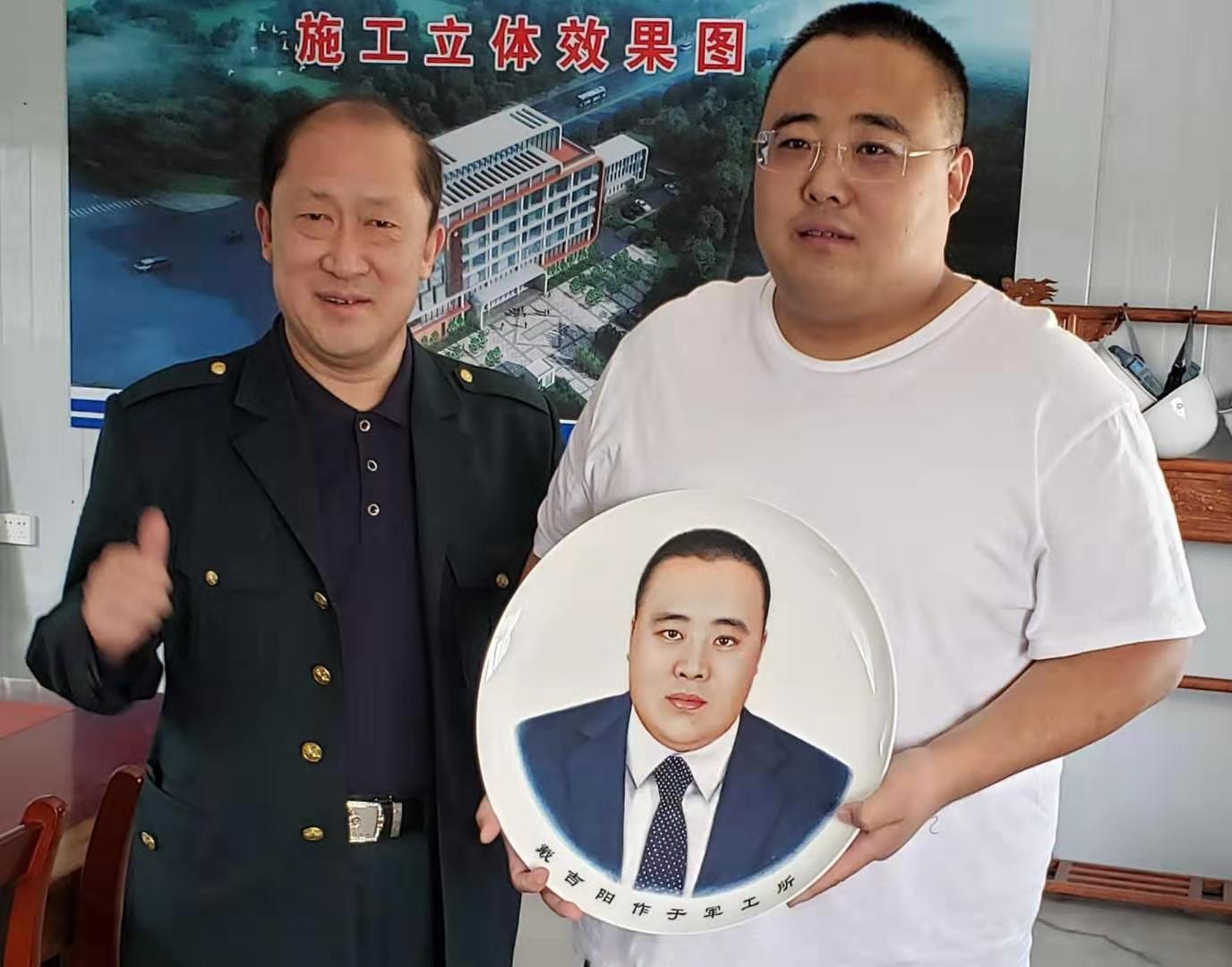 戴吉阳为名人画像