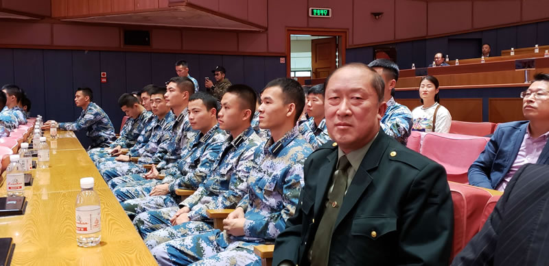 戴吉阳参加公益活动