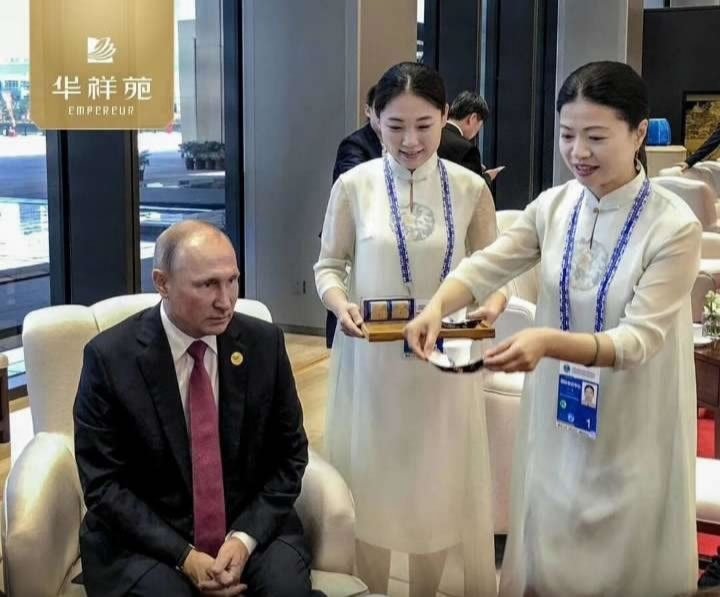 戴吉阳与中华国礼