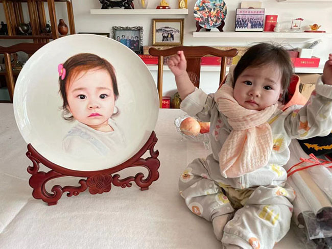 戴吉阳的看盘瓷器作品 